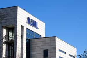 Dünyayı Yöneten Gizli Şirket: ASML ve Bilinmeyen Çip İmparatorluğu